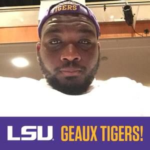 Meet your Posher, Darrien